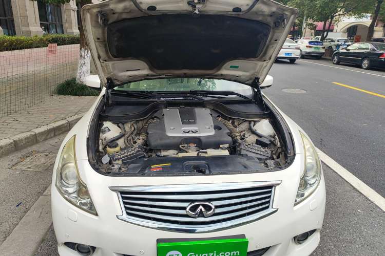 Used Infiniti G Series 2010 G25 Sedan Luxury Sport Edition Engine Bay
