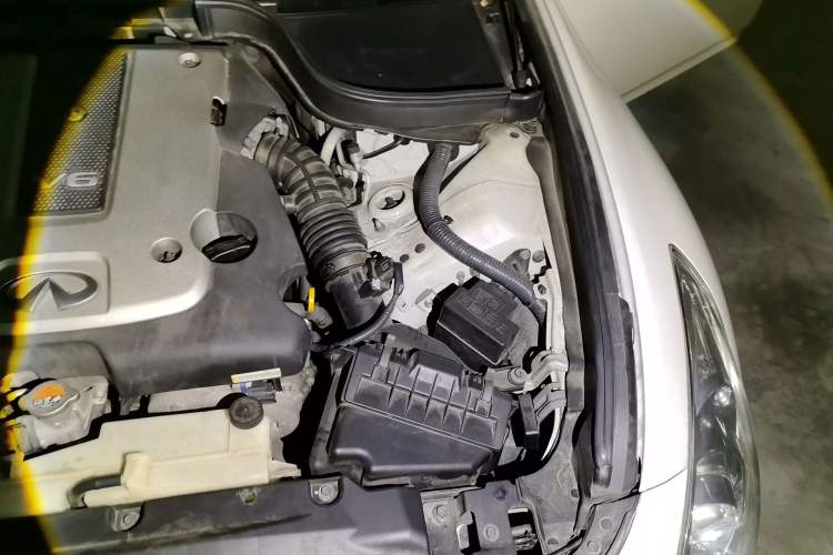 Used Infiniti G Series 2010 G25 Sedan Sport Edition Engine Bay Left