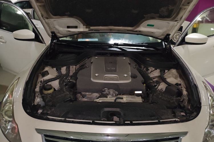 Used Infiniti G Series 2010 G25 Sedan Sport Edition Engine Bay