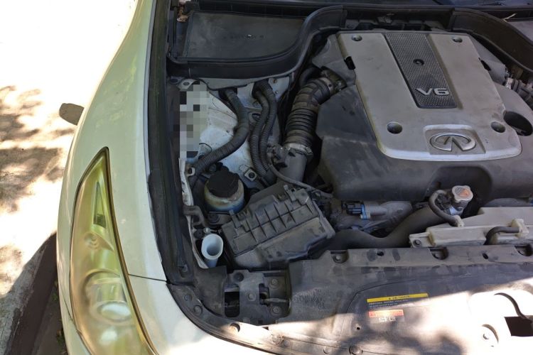 Used Infiniti G Series 2010 G25 Sedan Luxury Sport Edition Engine Bay Right