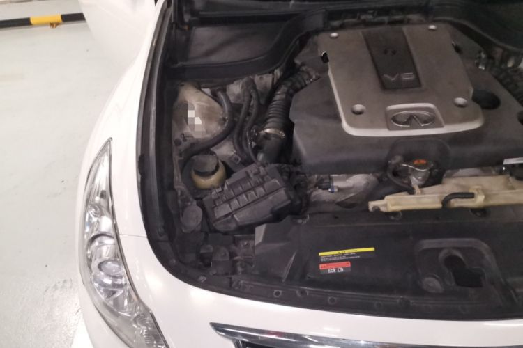 Used Infiniti G Series 2010 G25 Sedan Luxury Sport Edition Engine Bay Right