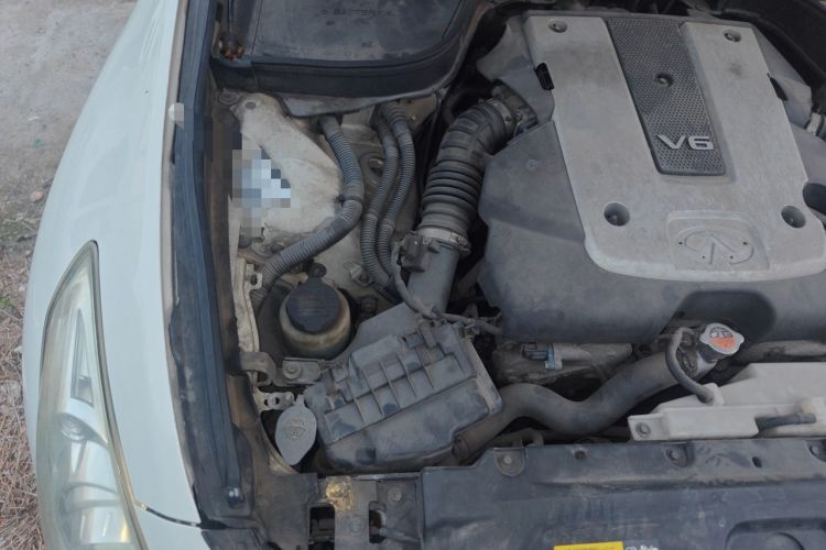 Used Infiniti G Series 2010 G25 Sedan Sport Edition Engine Bay Right