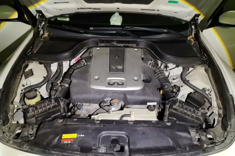 Used Infiniti G Series 2010 G25 Sedan Sport Edition Engine Bay