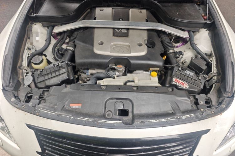 Used Infiniti G Series 2010 G25 Sedan Sport Edition Engine Bay