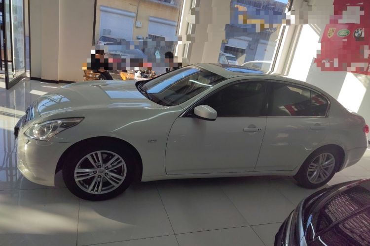 Used Infiniti G Series 2010 G25 Sedan Luxury Sport Edition Exterior 5