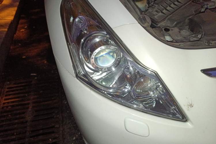 Used Infiniti G Series 2010 G25 Sedan Luxury Sport Edition Exterior 6
