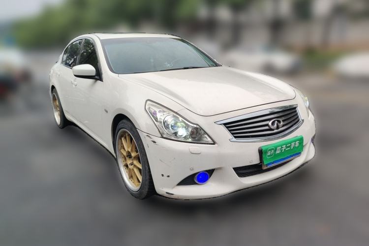 Used Infiniti G Series 2010 G25 Sedan Sport Edition Front Right 45 Deg