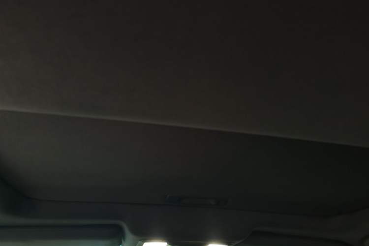 Used Infiniti G Series 2010 G25 Sedan Luxury Sport Edition Headliner