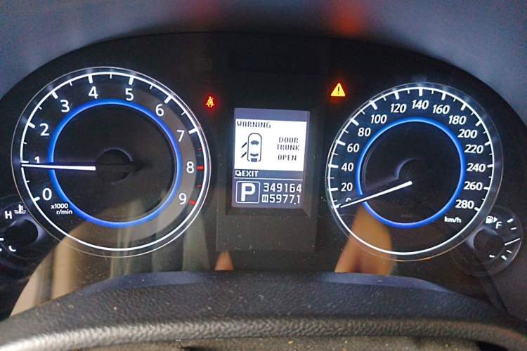 Used Infiniti G Series 2010 G25 Sedan Sport Edition Instrument Cluster