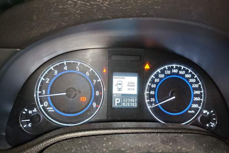 Used Infiniti G Series 2010 G25 Sedan Sport Edition Instrument Cluster