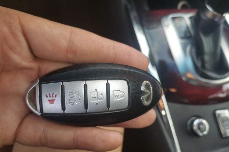 Used Infiniti G Series 2010 G37 Coupe Convertible Rosewood Edition Interior 1