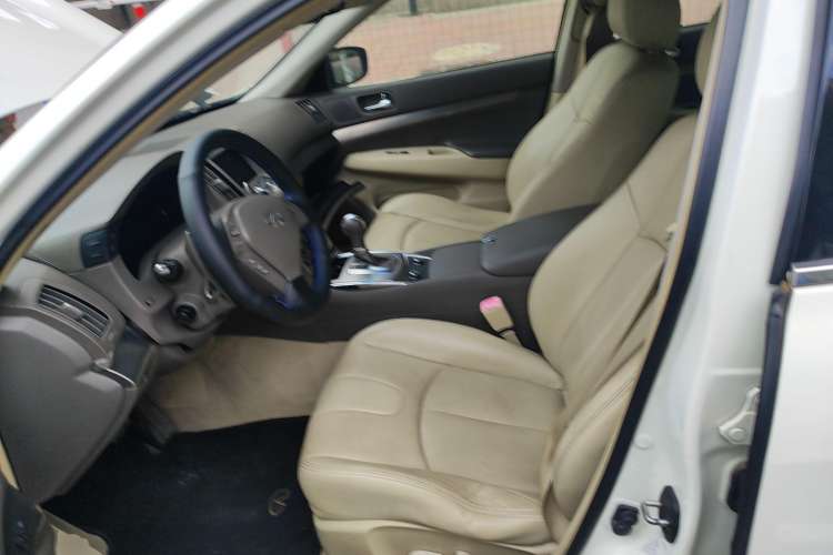 Used Infiniti G Series 2010 G25 Sedan Luxury Sport Edition Left Front Seat