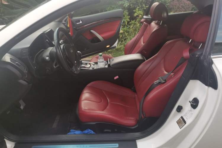 Used Infiniti G Series 2010 G37 Coupe Convertible Rosewood Edition Left Front Seat