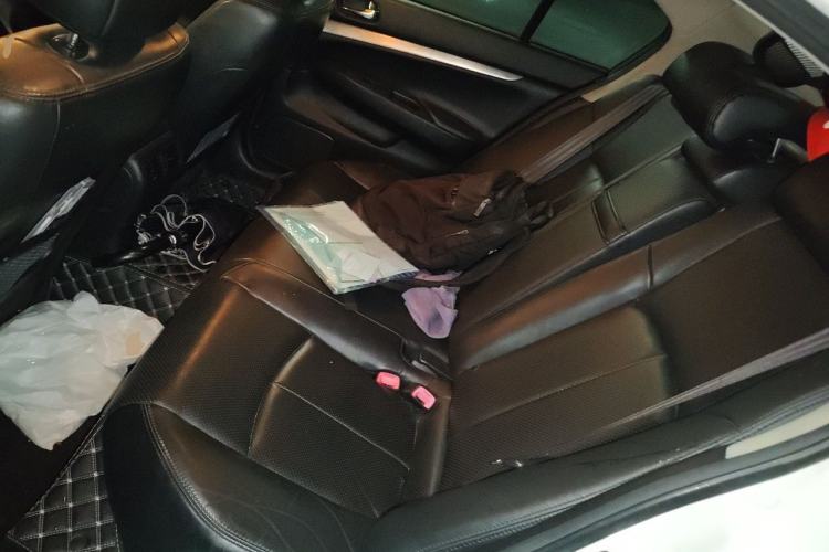 Used Infiniti G Series 2010 G25 Sedan Sport Edition Left Rear Seat