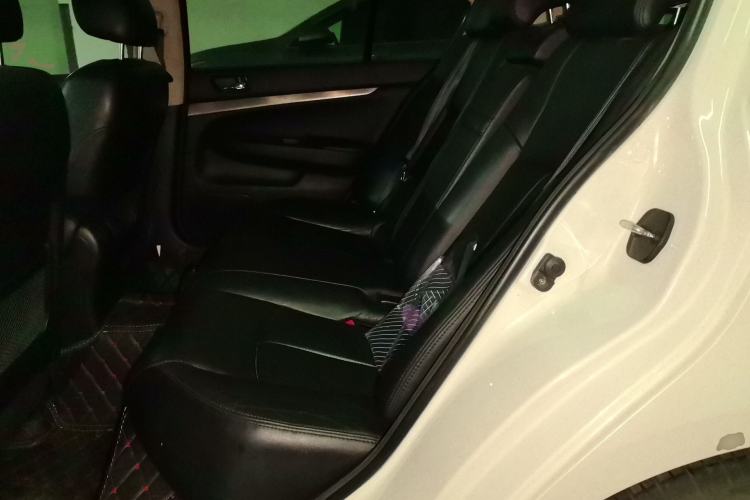 Used Infiniti G Series 2010 G25 Sedan Sport Edition Left Rear Seat