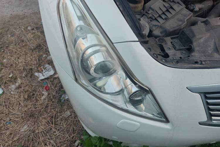 Used Infiniti G Series 2010 G25 Sedan Sport Edition Right Front Headlight