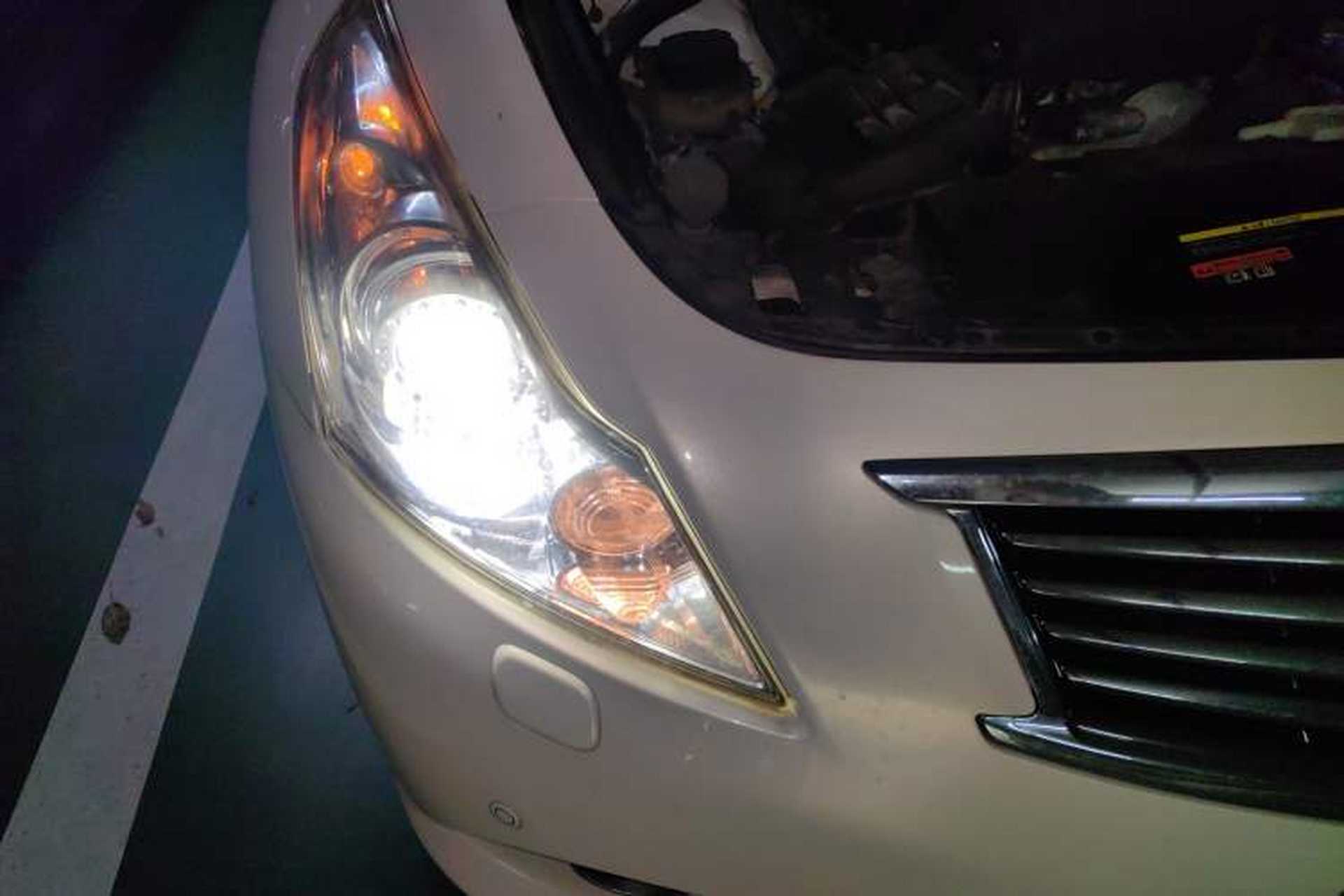 Used Infiniti G Series 2010 G25 Sedan Sport Edition Right Front Headlight