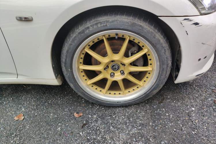 Used Infiniti G Series 2010 G25 Sedan Sport Edition Right Front Wheel Hub