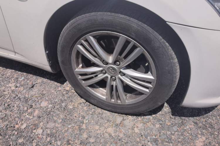 Used Infiniti G Series 2010 G25 Sedan Sport Edition Right Front Wheel Hub