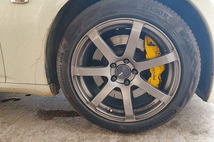 Used Infiniti G Series 2010 G25 Sedan Sport Edition Right Front Wheel Hub