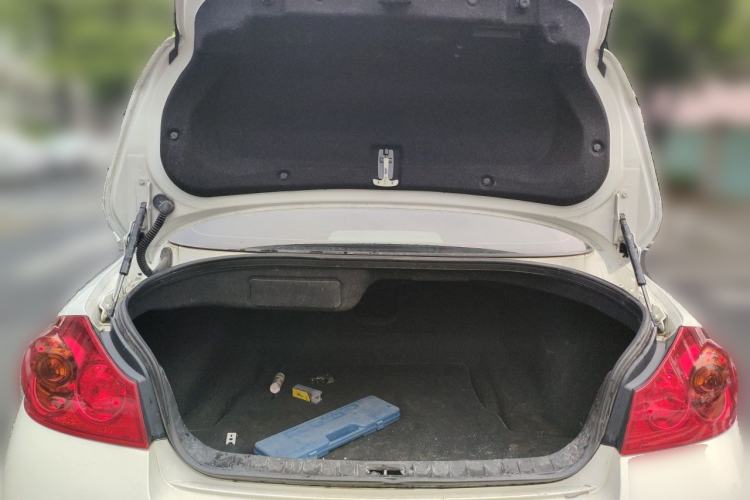 Used Infiniti G Series 2010 G25 Sedan Sport Edition Trunk