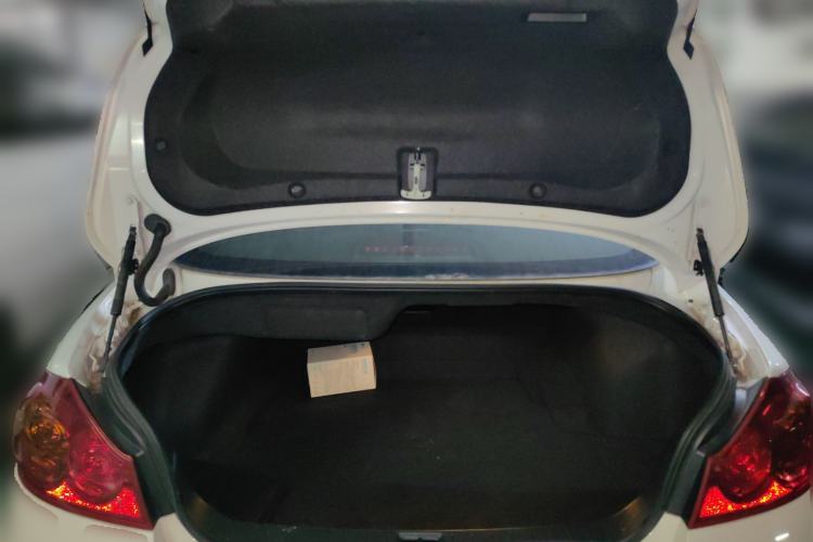 Used Infiniti G Series 2010 G25 Sedan Sport Edition Trunk