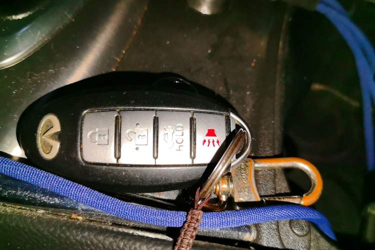 Used Infiniti G Series 2010 G25 Sedan Sport Edition Vehicle Key
