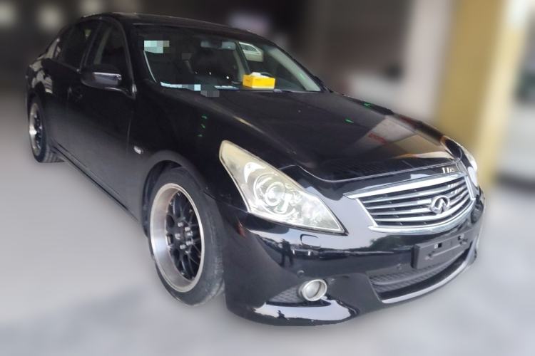 Used Infiniti G Series 2013 G25 Sedan Sport Edition Front Right 45 Deg