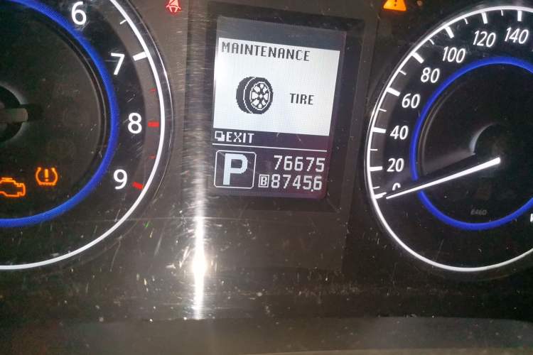 Used Infiniti G Series 2013 G37 Sedan Odometer Close Up