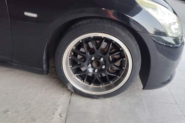 Used Infiniti G Series 2013 G25 Sedan Sport Edition Right Front Wheel Hub