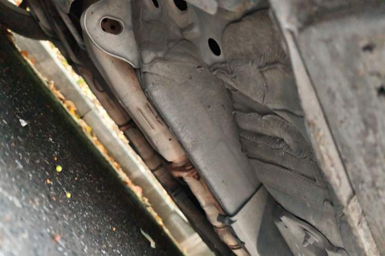 Used Infiniti G Series 2013 G37 Convertible Chassis Front Left