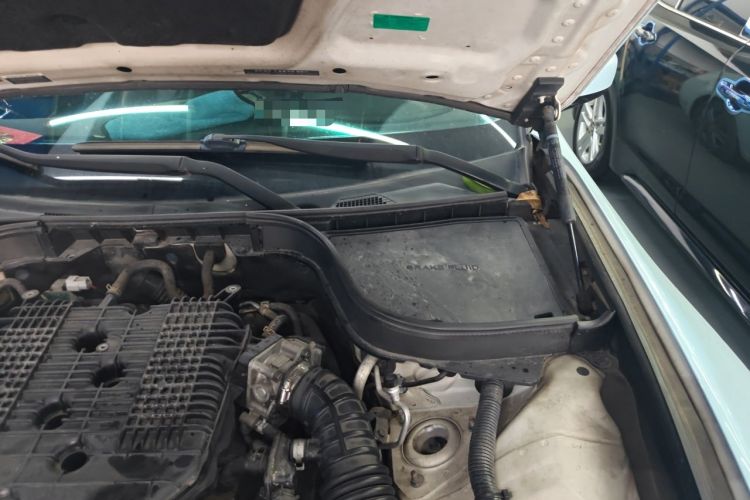 Used Infiniti G Series 2013 G25 Sedan Luxury Sport Edition Engine Bay Left