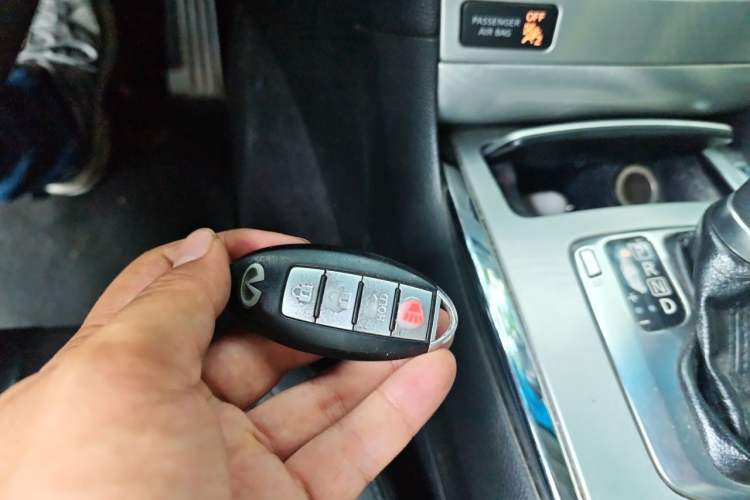 Used Infiniti G Series 2013 G37 Convertible Vehicle Key