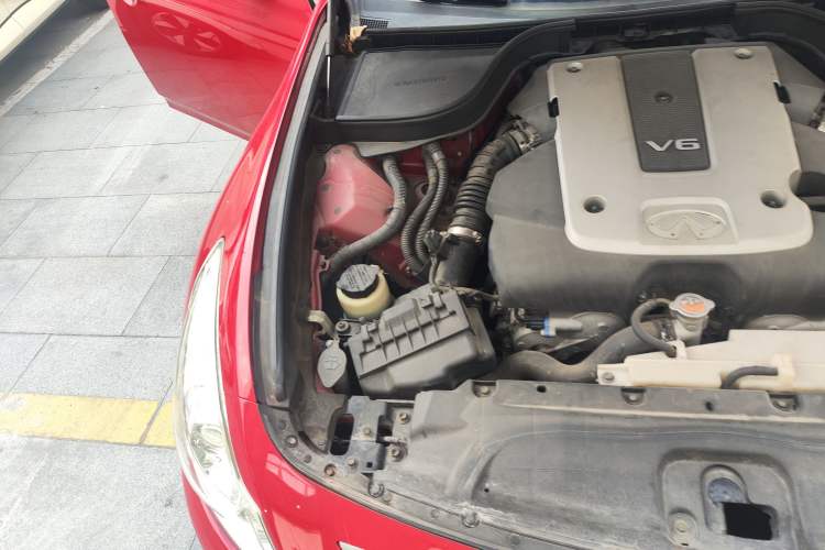 Used Infiniti G Series 2013 G25 Sedan Luxury Sport Edition Engine Bay Right