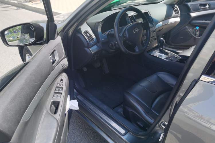Used Infiniti G Series 2013 G25 Sedan Luxury Sport Edition Driver Seat