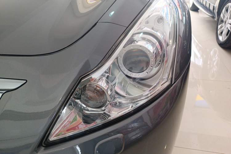 Used Infiniti G Series 2013 G25 Sedan Luxury Sport Edition Left Front Headlight