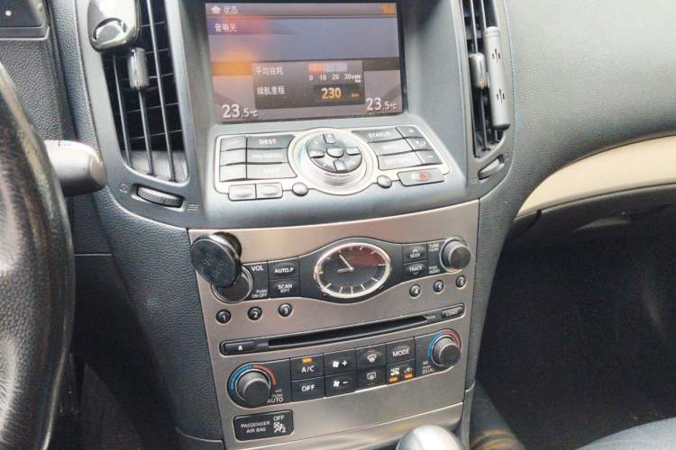 Used Infiniti G Series 2013 G25 Sedan Sport Edition Audio And AC Panel