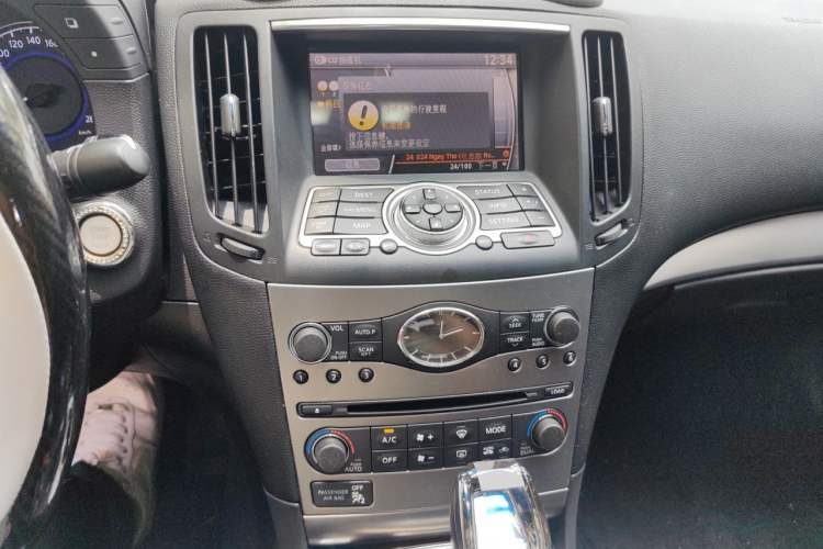 Used Infiniti G Series 2013 G25 Sedan Sport Edition Audio And AC Panel
