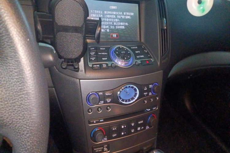 Used Infiniti G Series 2013 G25 Sedan Luxury Sport Edition Audio And AC Panel