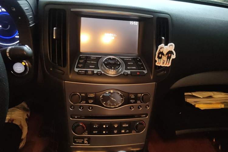 Used Infiniti G Series 2013 G25 Sedan Luxury Sport Edition Audio And AC Panel