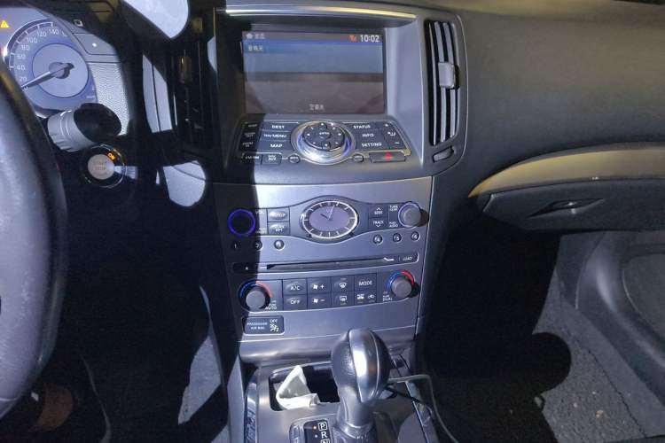 Used Infiniti G Series 2013 G25 Sedan Luxury Sport Edition Audio And AC Panel