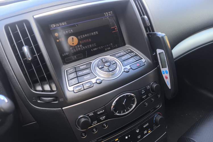 Used Infiniti G Series 2013 G25 Sedan Luxury Sport Edition Audio And AC Panel