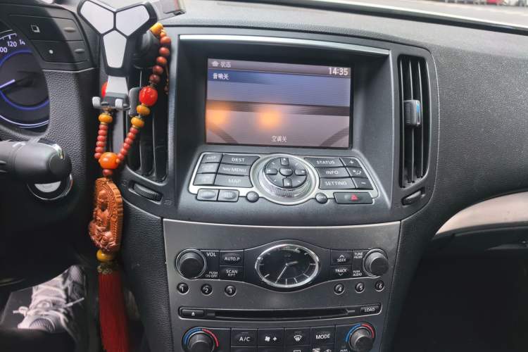 Used Infiniti G Series 2013 G25 Sedan Luxury Sport Edition Audio And AC Panel