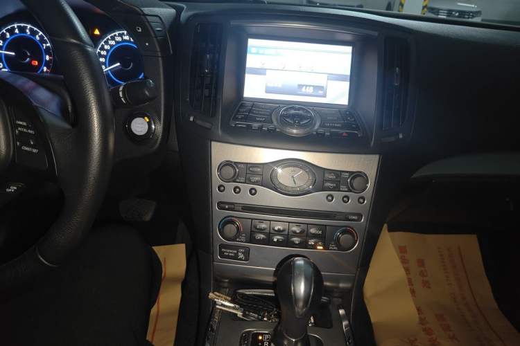 Used Infiniti G Series 2013 G25 Sedan Sport Edition Audio And AC Panel