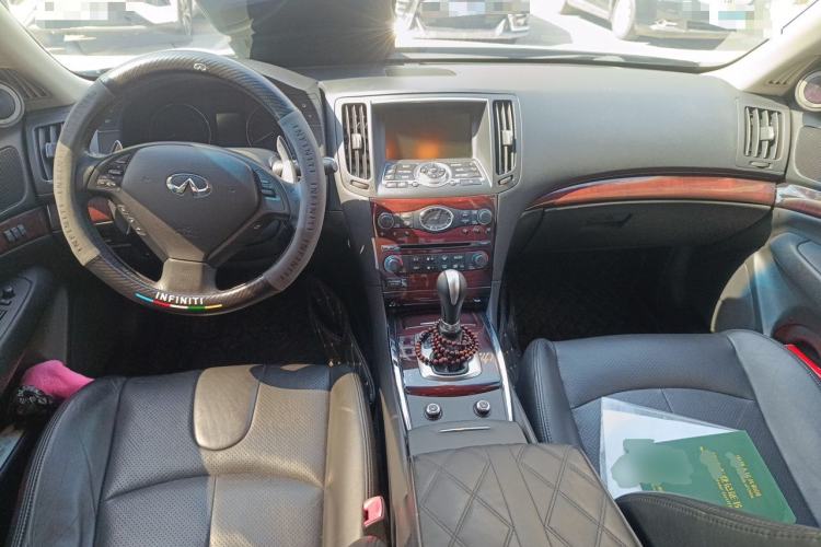 Used Infiniti G Series 2013 G25 Sedan Luxury Sport Edition Center Console