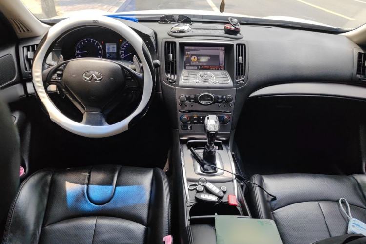 Used Infiniti G Series 2013 G25 Sedan Sport Edition Center Console
