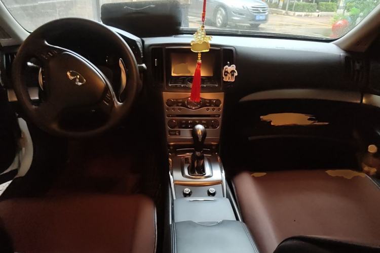 Used Infiniti G Series 2013 G25 Sedan Luxury Sport Edition Center Console
