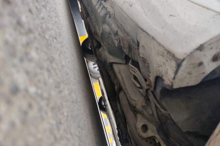Used Infiniti G Series 2013 G25 Sedan Sport Edition Chassis Front Right