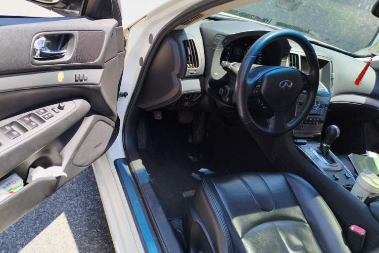 Used Infiniti G Series 2013 G25 Sedan Sport Edition Driver Seat