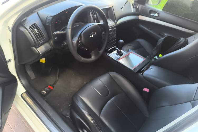 Used Infiniti G Series 2013 G25 Sedan Luxury Sport Edition Driver Seat